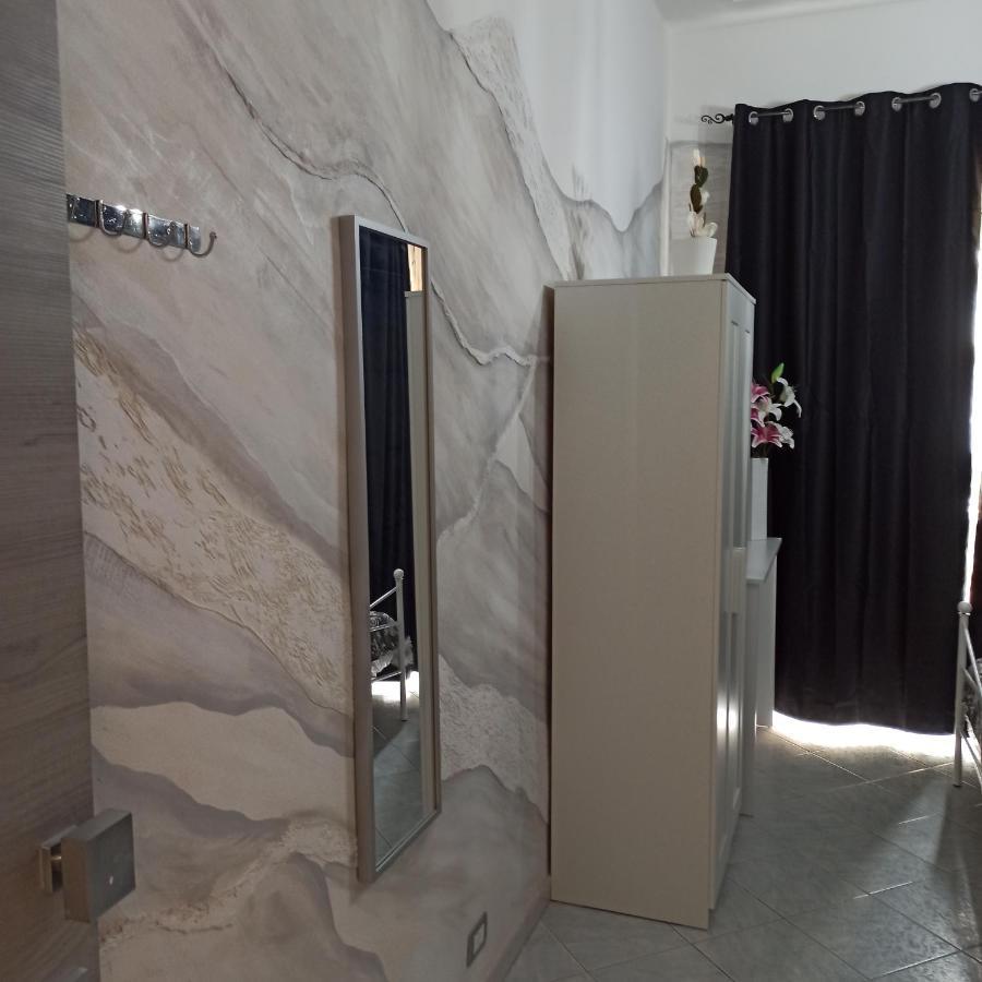 In The Center Rooms Naples Exterior photo